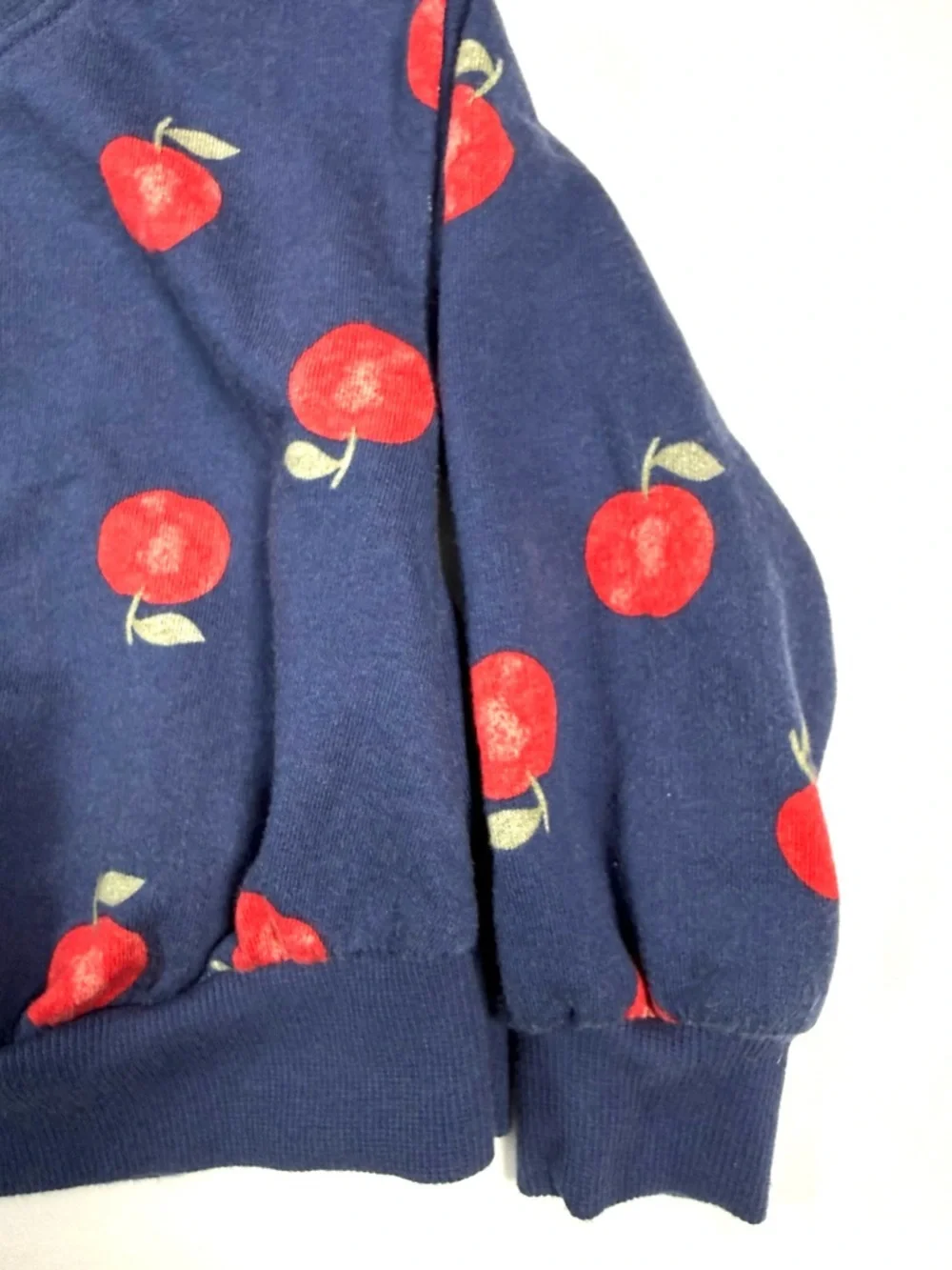 CARTERS Girls Apple Print Sweatshirt 2T‎ Navy Red Fruit Cozy Cottagecore Preppy